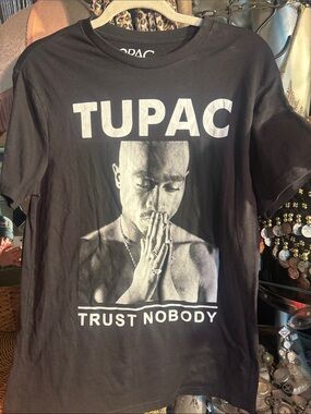 Tupac 'Trust Nobody' Black Graphic Tee